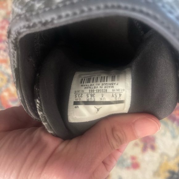 Jordan Horizon “Wolf Grey” - Picture 3 of 5